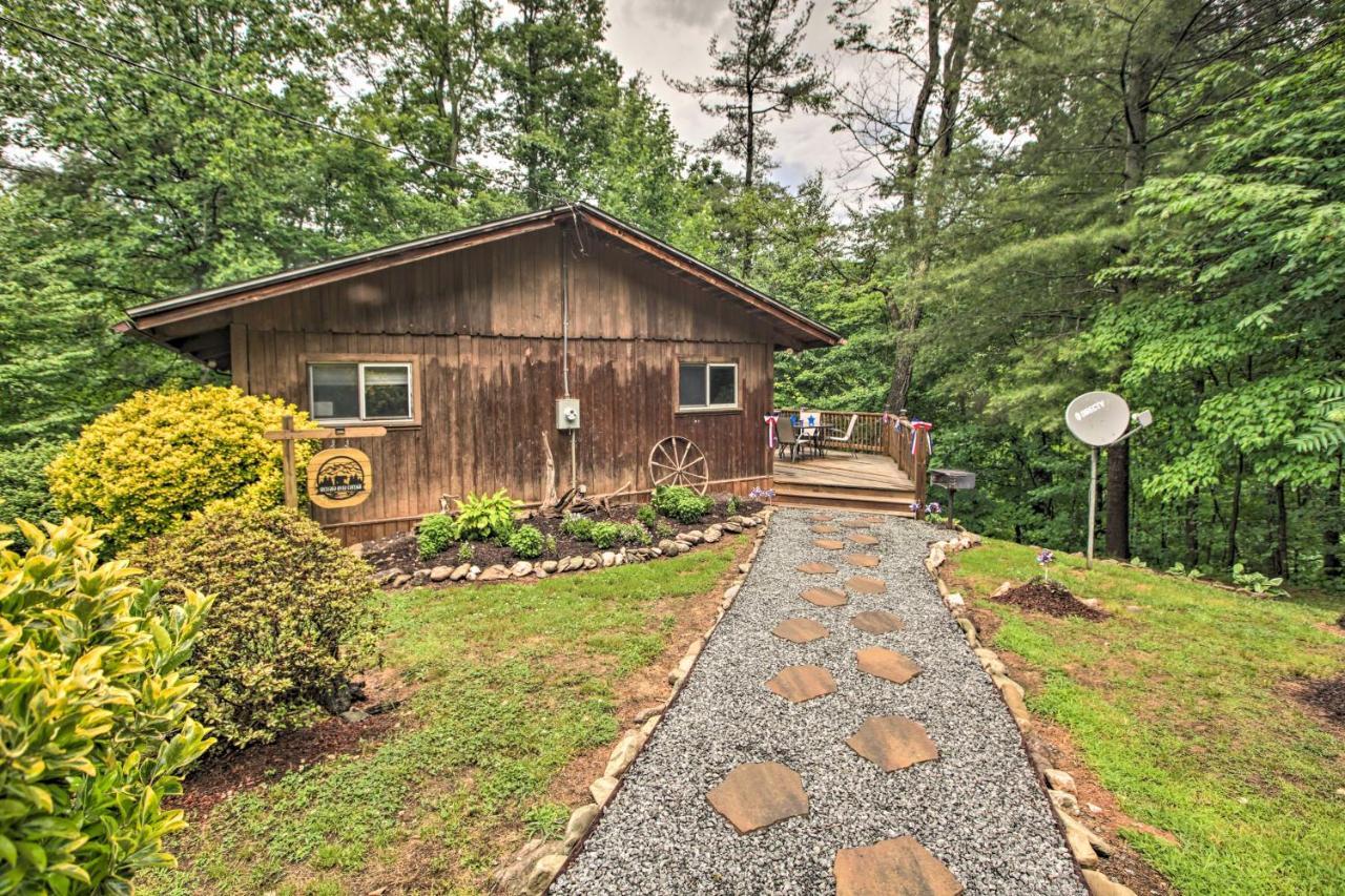 Secluded Stanardsville Cabin With 10 Acres And Hot Tub Εξωτερικό φωτογραφία