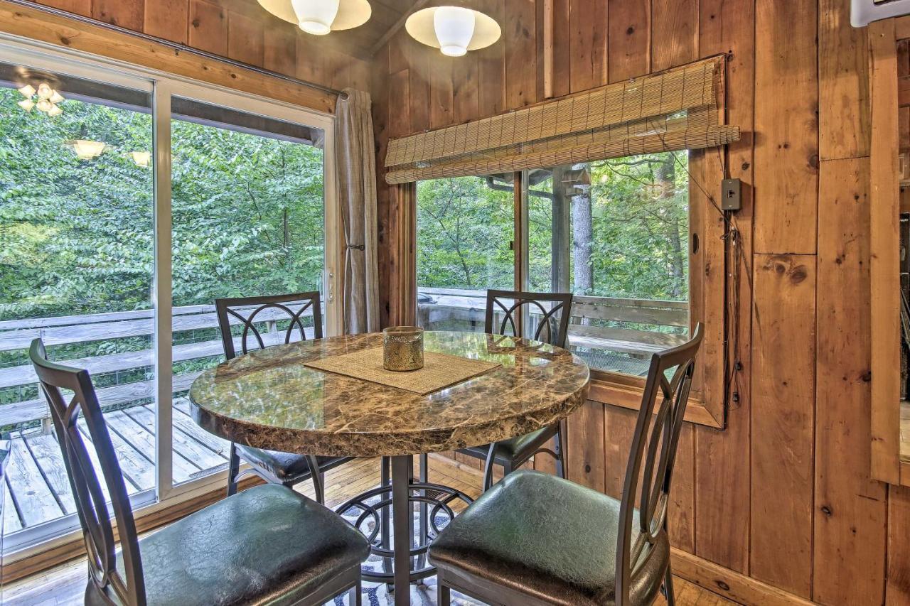 Secluded Stanardsville Cabin With 10 Acres And Hot Tub Εξωτερικό φωτογραφία