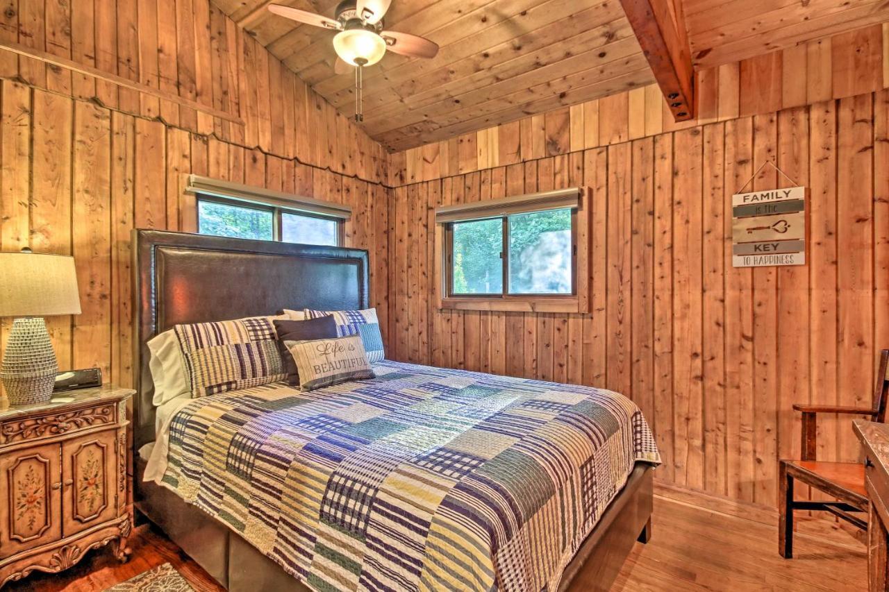 Secluded Stanardsville Cabin With 10 Acres And Hot Tub Εξωτερικό φωτογραφία