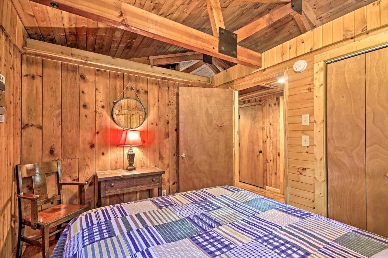 Secluded Stanardsville Cabin With 10 Acres And Hot Tub Εξωτερικό φωτογραφία